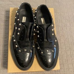 ‼️(SOLD)‼️Balenciaga studded oxfords sz 38